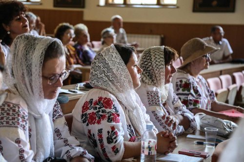 Reuniunea Organizațiilor Femeilor Ortodoxe din România: Sibiu, 23-25 august Poza 124458