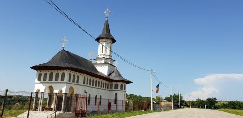 Satul românesc, spațiu de cultură şi permanență Poza 124698