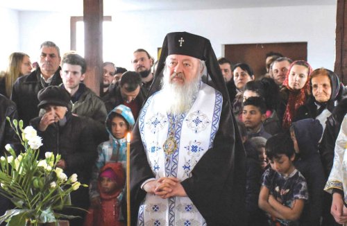 Îndemn la solidaritate față de comunitățile de romi, al Părintelui Mitropolit Andrei Poza 124850