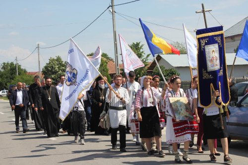 Astăzi începe la Craiova Întâlnirea Internațională a Tinerilor Ortodocși Poza 125244