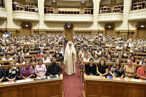 Consfătuirea profesorilor de religie din Arhiepiscopia Bucureştilor Poza 126049