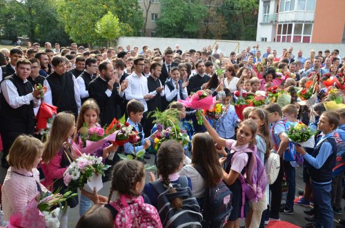 Festivitate de deschidere la Liceul Ortodox din Oradea Poza 126147