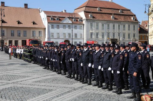 Binecuvântări şi ceremonii de Ziua Pompierilor din România Poza 126219