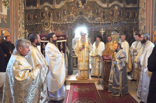 Conferinţe preoţeşti în protopopiatele Hârlău şi Paşcani Poza 126795