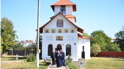Vizite pastorale la parohii și mănăstiri din Târgoviște Poza 126890