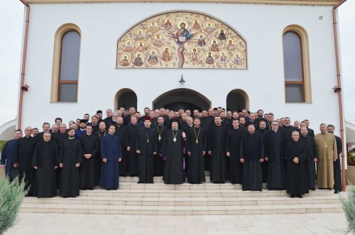 Patriarhii Nicodim Munteanu și Iustin Moisescu, comemorați în Protopopiatul Oradea Poza 127320