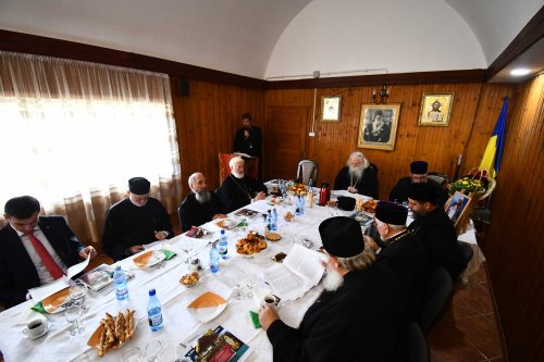 Conferinţa de toamnă a preoţilor din Protopopiatul Târgu Neamţ Poza 127414