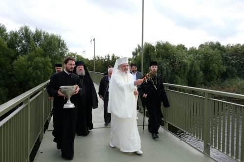 Inaugurarea podului pietonal al Mănăstirii Snagov Poza 127500
