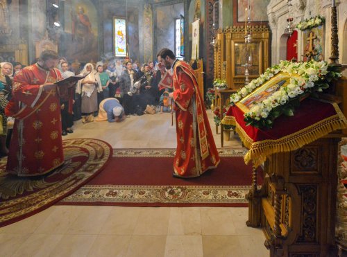 Hramul ctitoriei Sfântului Antim Ivireanul din Bucureşti Poza 127517