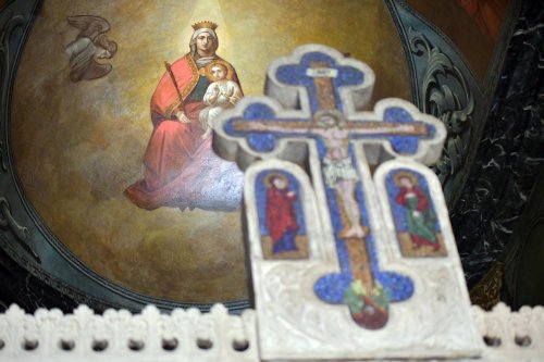 Hramul ctitoriei Sfântului Antim Ivireanul din Bucureşti Poza 127549