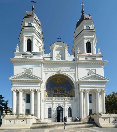 Au fost înlăturate schelele de pe Catedrala Mitropolitană din Iași Poza 127921