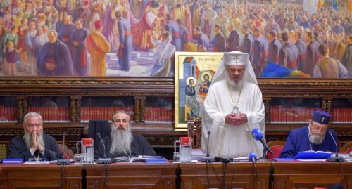 Ierarhii Bisericii Ortodoxe Române s-au reunit ­la Reședința Patriarhală Poza 127873