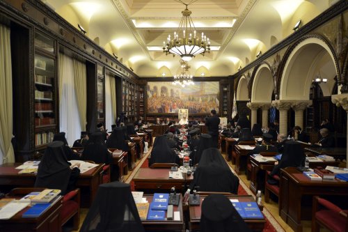 Ierarhii Bisericii Ortodoxe Române s-au reunit ­la Reședința Patriarhală Poza 127876