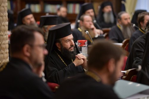 Ierarhii Bisericii Ortodoxe Române s-au reunit ­la Reședința Patriarhală Poza 127885