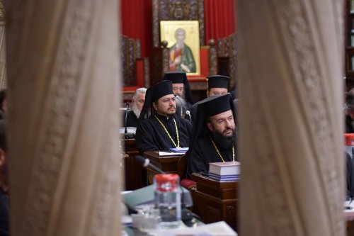 Ierarhii Bisericii Ortodoxe Române s-au reunit ­la Reședința Patriarhală Poza 127887