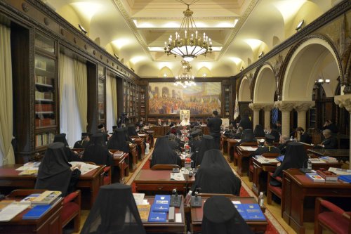 Noi hotărâri ale Sfântului Sinod al Bisericii Ortodoxe Române Poza 127853