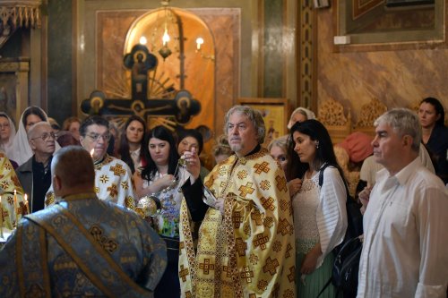 Mucenicii Ciprian şi Iustina, sărbătoriţi la Biserica Zlătari din Capitală Poza 127990