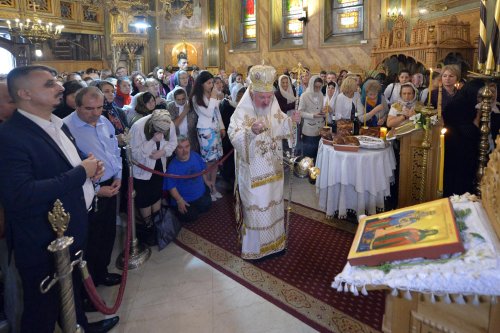 Mucenicii Ciprian şi Iustina, sărbătoriţi la Biserica Zlătari din Capitală Poza 128004