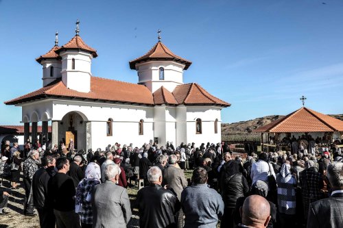 Sărbătoarea schitului din Șura Mare, județul Sibiu Poza 128057