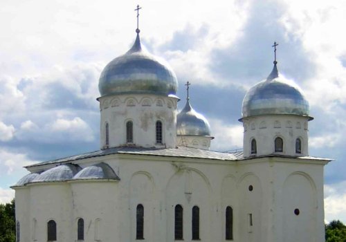 Un laborator mobil din Franţa face cercetări în bisericile din Novgorod  Poza 128765