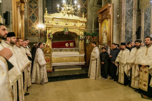Procesiune cu moaștele Sfintei Parascheva la Iași Poza 128786