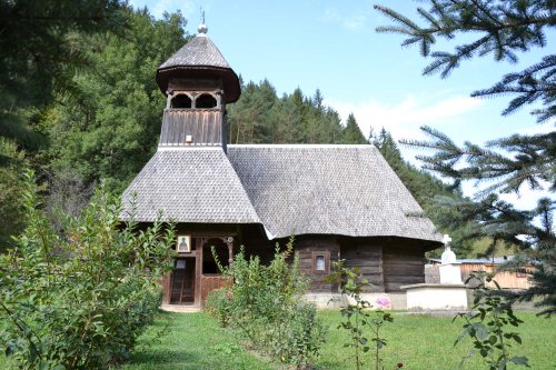 Chipurile Sfintei Parascheva în bisericile de lemn moldovenești Poza 128361