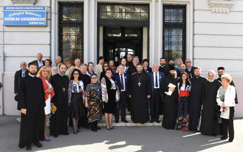 Centenarul Colegiului Naţional „Nicolae Grigorescu” din Câmpina Poza 129390