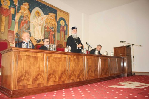 Simpozion interdisciplinar la Facultatea de Teologie Ortodoxă din Craiova Poza 130013