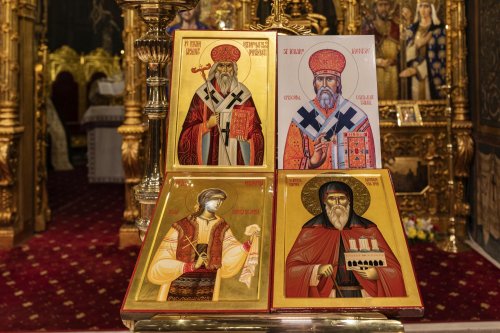 Priveghere pentru Sfântul Mitropolit Iachint la Catedrala Patriarhală Poza 130750