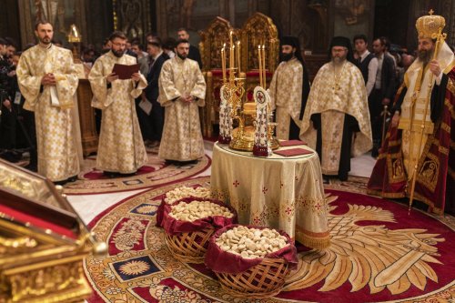 Priveghere pentru Sfântul Mitropolit Iachint la Catedrala Patriarhală Poza 130760