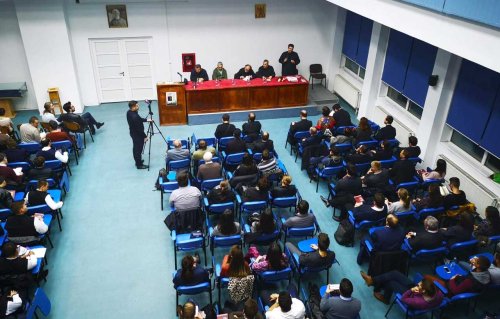Lansare de carte la Facultatea de Teologie Ortodoxă din Alba Iulia Poza 131079