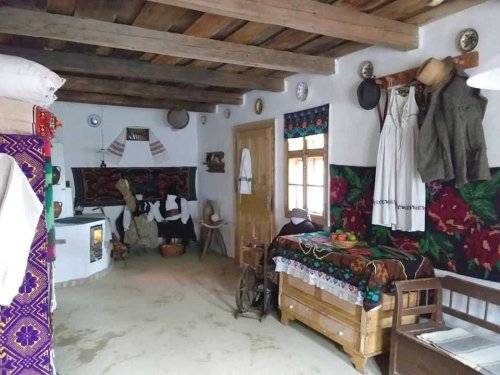 Binecuvântarea unei case tradiţionale româneşti din Someşu Rece Poza 131160