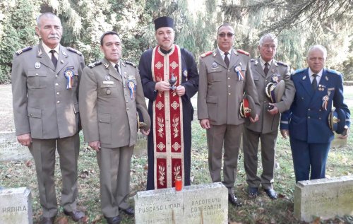 Rugăciune pentru eroii români căzuţi la datorie în Slovacia Poza 131186