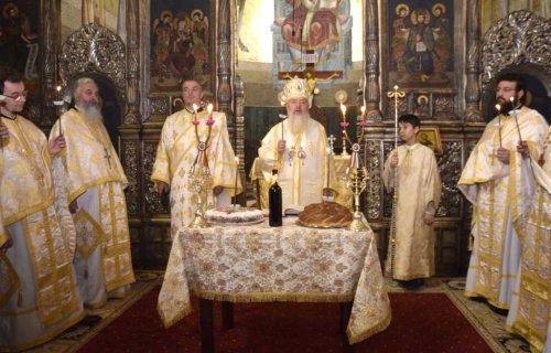 Arhiepiscopul Teofil Herineanu, pomenit la Cluj-Napoca Poza 131325