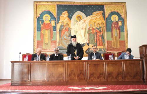 Conferinţă internaţională închinată Maicii Domnului, la Facultatea de Teologie din Craiova Poza 131457
