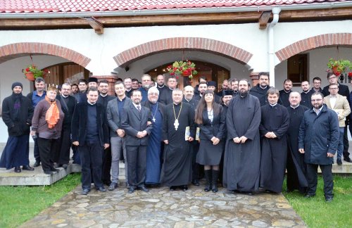 Simpozion internațional de teologie la Mănăstirea Timișeni-Șag Poza 131452