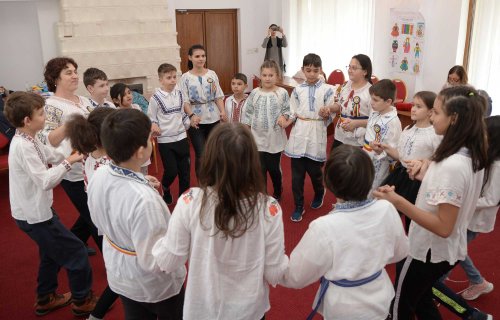 Tabără culturală pentru copii la Mănăstirea Caraiman Poza 131578