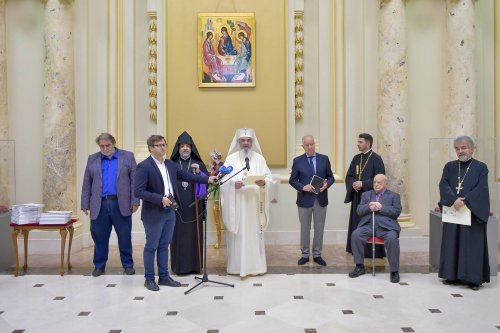 Expoziție și lansare de carte la Palatul Patriarhiei Poza 131901
