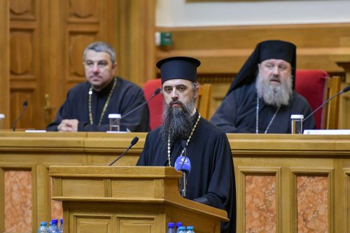 Sfaturi de la Patriarhul României pentru intensificarea misiunii la parohii Poza 132142