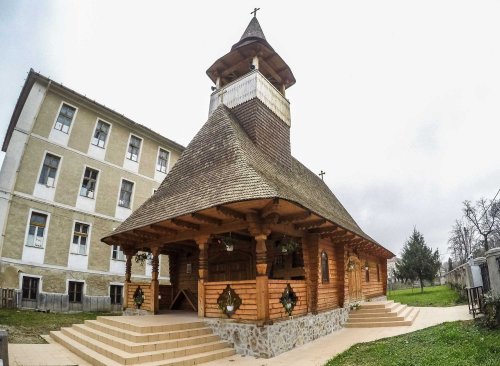 Târnosire de biserică la Oradea Poza 132081