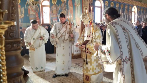 Slujire arhierească la Mănăstirea Marginea, Suceava Poza 132173