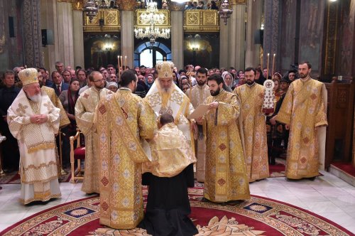 Patriarhul României a hirotonit un diacon pentru Catedrala Patriarhală Poza 132519
