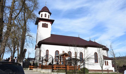 Bucurii duhovnicești și sfințire de lucrări în Parohia Aluniș, județul Cluj Poza 132673