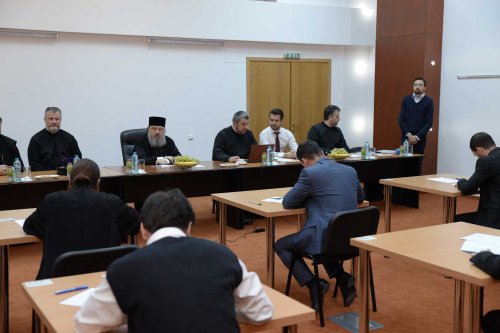 Examen de capacitate preoţească în Arhiepiscopia Bucureştilor Poza 132683