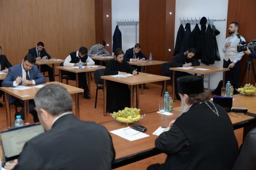 Examen de capacitate preoţească în Arhiepiscopia Bucureştilor Poza 132685