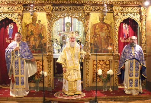 Sfântă Liturghie arhierească în Catedrala Mitropolitană din Craiova