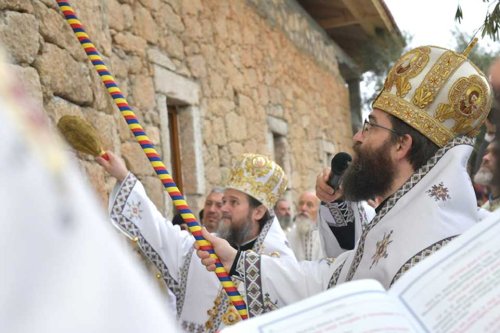 Sfinţirea primei mănăstiri ortodoxe româneşti din Portugalia Poza 132868