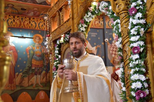 Sfântul Antonie de la Iezerul Vâlcii, sărbătorit în Capitală Poza 133183