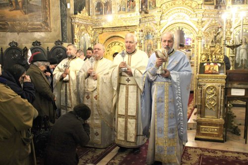 Sfânta Ecaterina, cinstită în parohia craioveană Mântuleasa Poza 133357