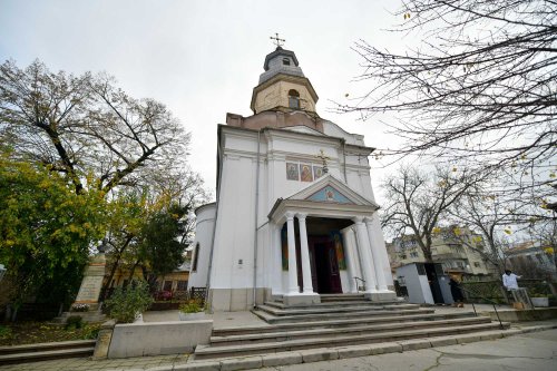 Sfântul Stelian Paflagonul, sărbătorit la biserica lui din București Poza 133360